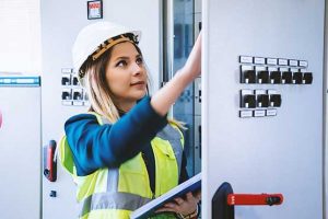 Read more about the article Common Electrical Problems in Deerfield Beach Homes and How Experts Fix Them