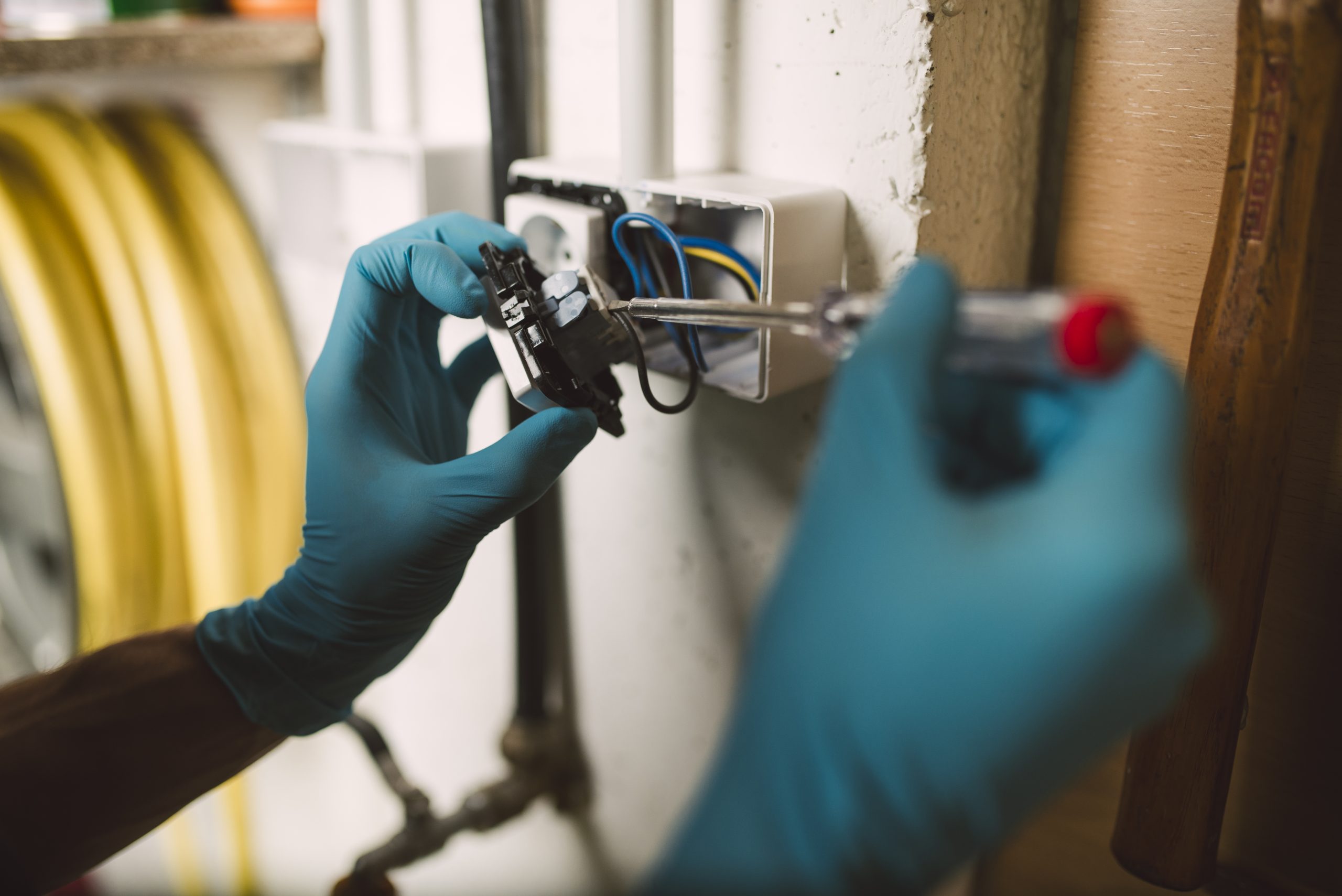 Read more about the article Your Go-To Guide for Safe and Efficient Electrical Services in Boca Raton